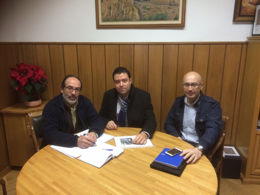 Nuestro Excmo. Ayuntamiento firma la renovación con la compañía VODAFONE, suponiendo un 40 % de ahorro respecto del anterior contrato