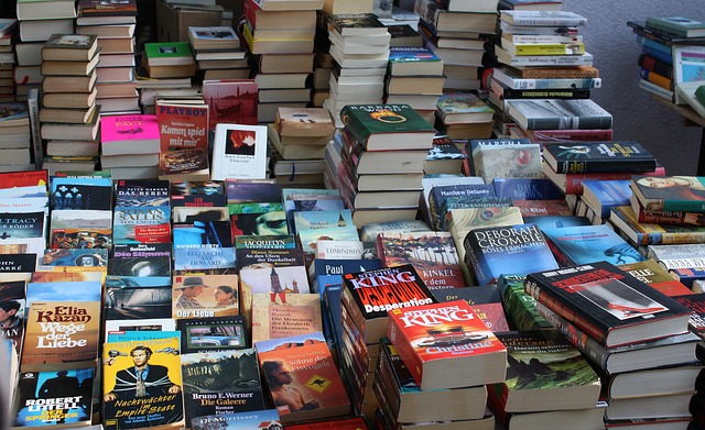 El CEIP Infanta Cristina organiza el MERCADILLO DEL LIBRO SOLIDARIO