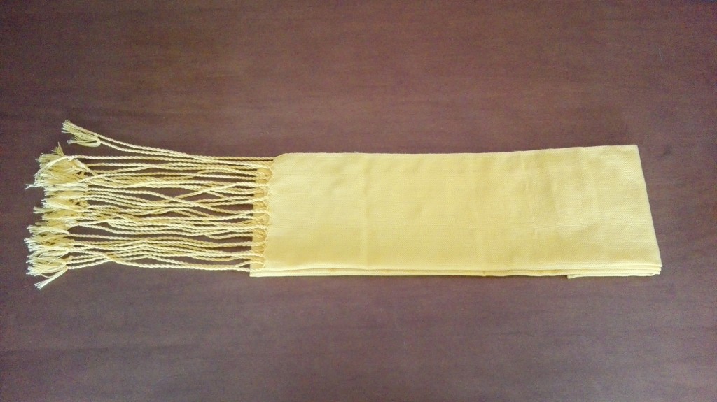 Ya están a la venta los pañuelos y fajines para la próxima fiesta de San Isidro. ¡Acude ya a por el tuyo!