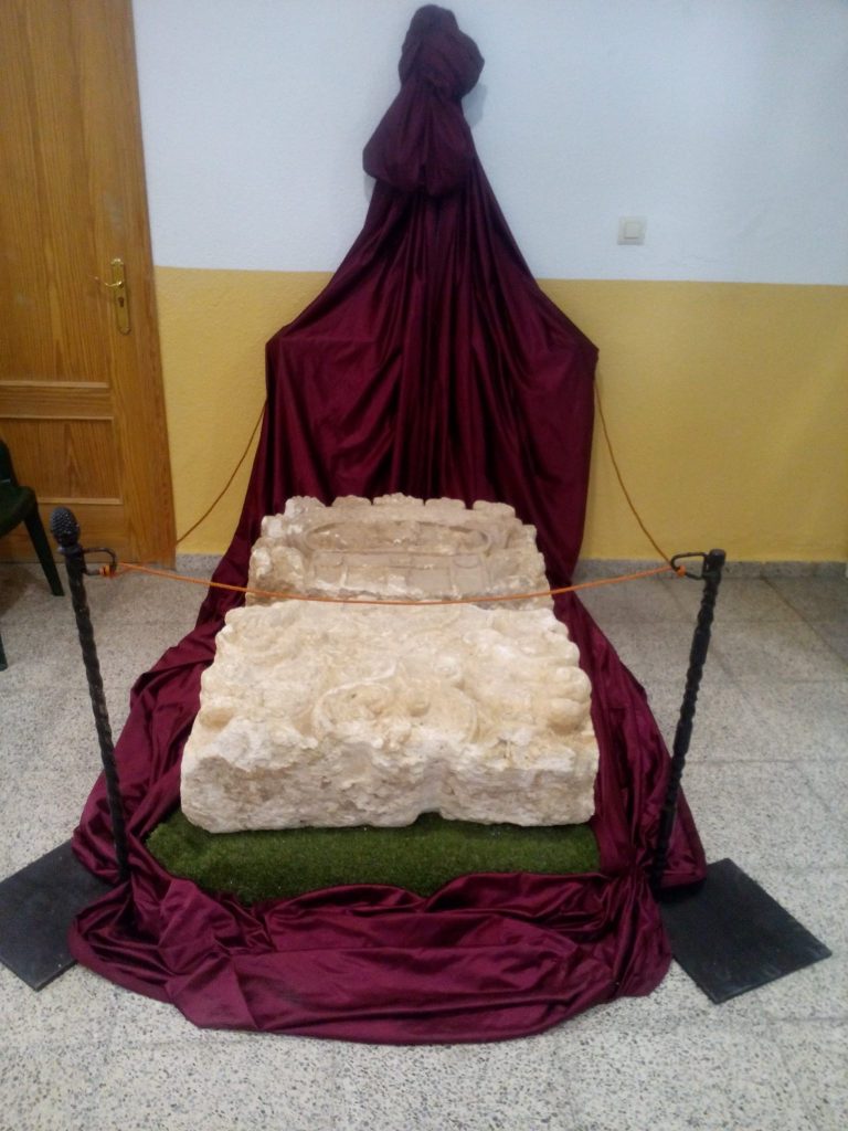¿Y qué hacemos hoy lunes día 31 de octubre, víspera de la festividad de Todos los Santos?