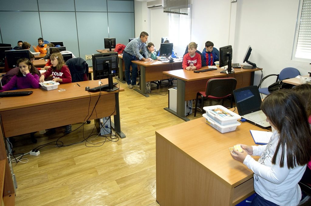 Vídeo e imágenes del TALLER DE ROBÓTICA (27-30/12/2016)