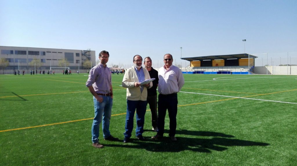 Recepción de la obra de instalación de césped artificial en nuestro campo de fútbol municipal