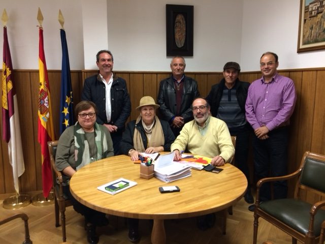 Visita de Araceli Olmedo, presidenta de la Comunidad de Usuarios Masa Mancha Occidental II