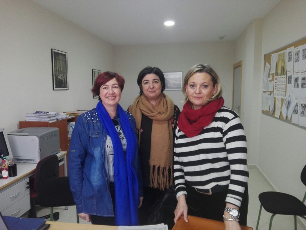 Visita de Mari Luz Desviat, técnica de Dinamización Asociativa en Cuenca a través del proyecto de CLM ACTIVA